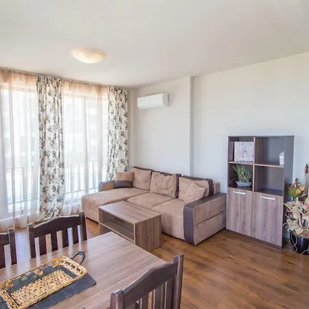 Diamond Apartment