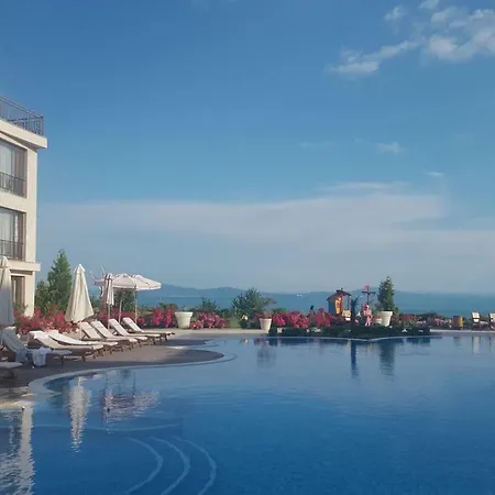 Diamond Burgas
